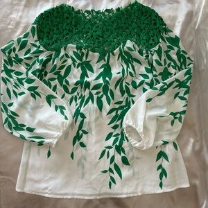 Green Leaf Patterned Women's Top